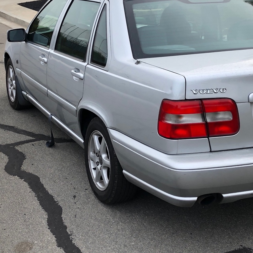 2000 Volvo S70 like new